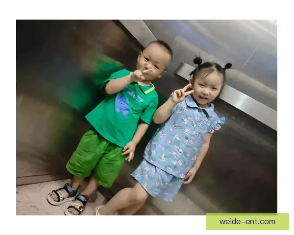 李月汝社媒晒照庆生 小宝生日快乐被爱温暖环绕为自己干杯